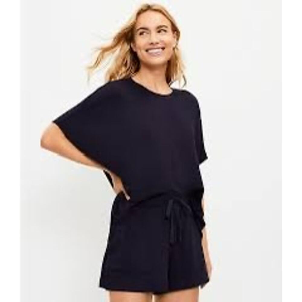 $35 Lou&Grey Loft Signaturesoft Navy Shorts - Small